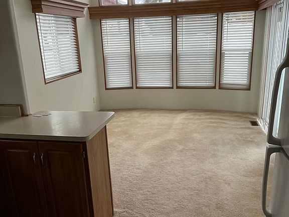 2nd image of 15848 Donner Pass Rd APT 3