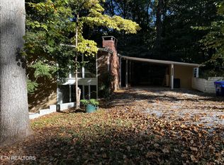 104 Wilderness Ln, Oak Ridge, TN 37830