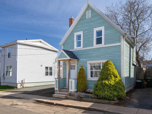 26 Valley St, Charlottetown, PE C1A 4H8