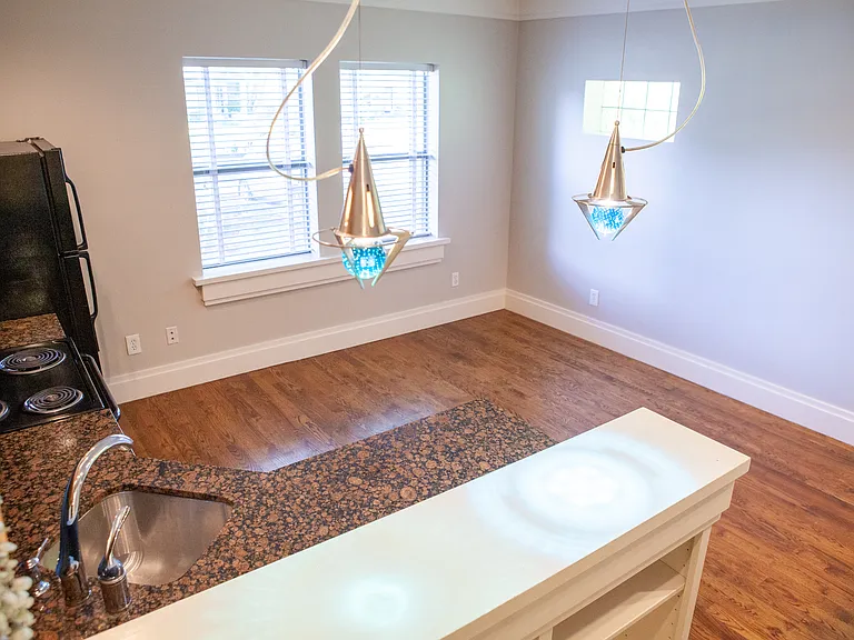 5837 Velasco Ave #102 — Photo 9