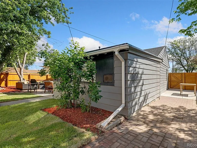 1849 S Michigan Way #SIDE — Photo 14
