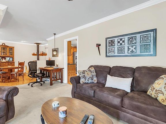 5th image of 8120 Rockwood Dr