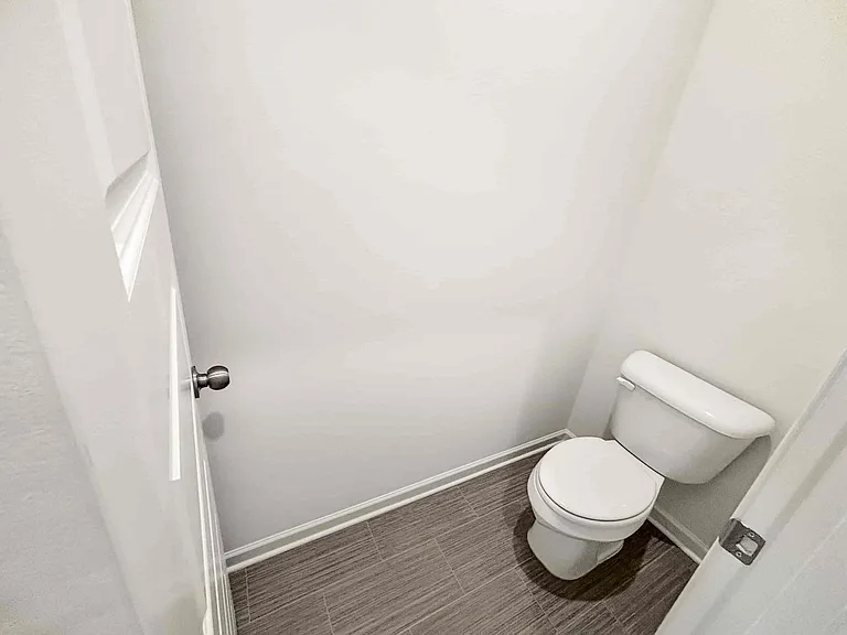 5784 Silver Lake Dr — Photo 15