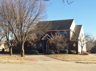 4608 Manor Dr, Saint Joseph, MO 64506