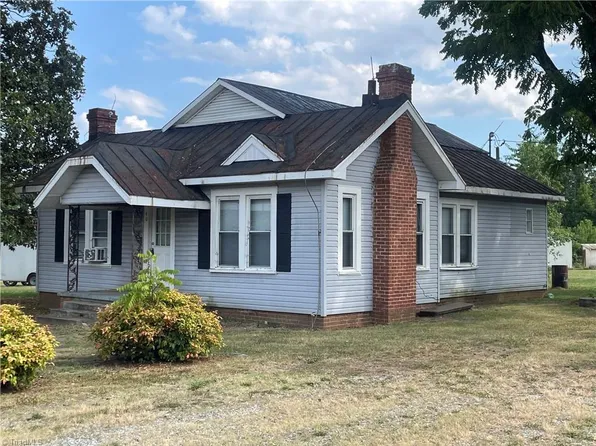 40 Browns Chapel Rd, Gibsonville, NC 27249