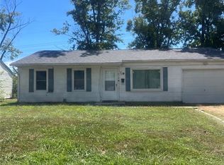813 Saint Matthew Dr, Cahokia, IL