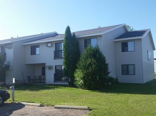 114 5th St SW APT 1, Wadena, MN 56482