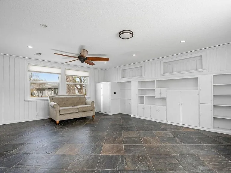 115 Marlin Ave — Photo 8