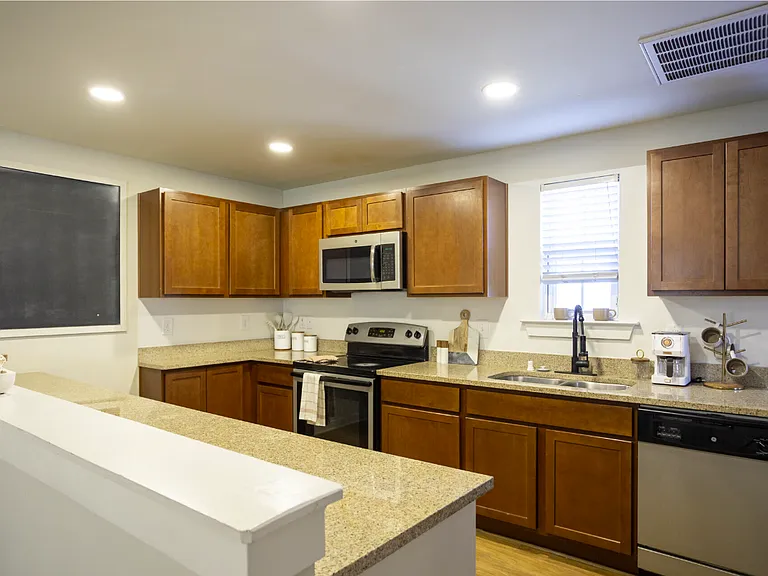 3003 Transport St SE — Photo 15