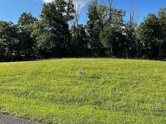 3rd image of 250 Cedar Pointe Dr