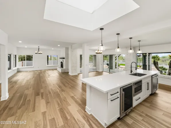 8172 E Galinda Dr, Tucson, AZ 85750