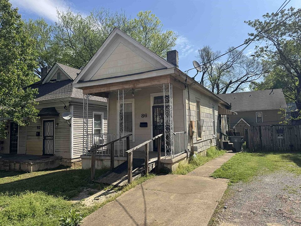1st image of 86 Angelus St