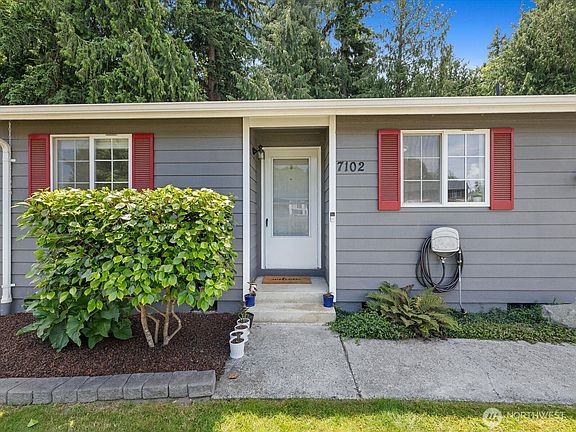 3rd image of 7102 Church Creek Circle NW
