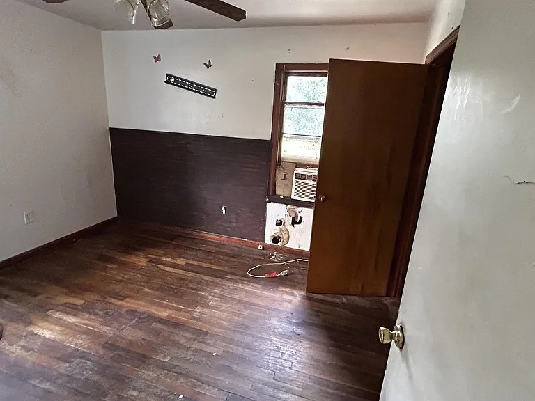 5131 Osborne Ave — Photo 4