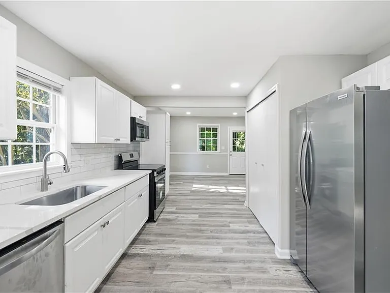 3024 Grand Ave SW — Photo 7