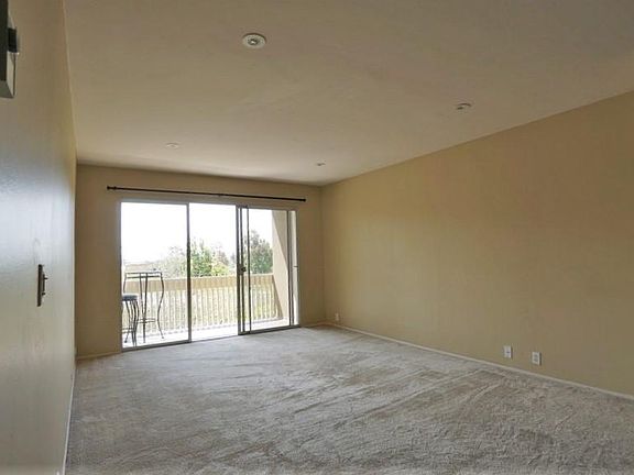 3rd image of 1775 Diamond St Unit 1-130