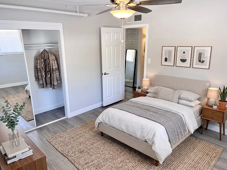 2601 E Turney Ave #1 — Photo 12