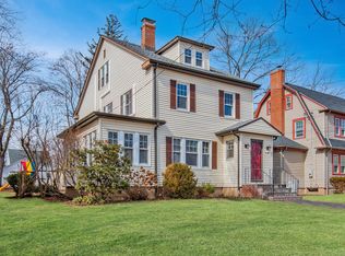 83 Penn Dr, West Hartford, CT 06119