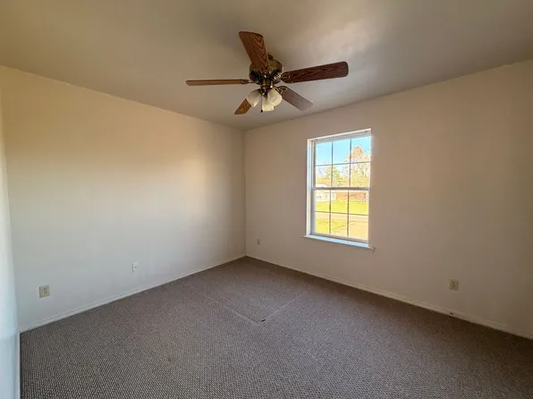 N Ithaca, 603 N Ithaca Ave #3, Russellville, AR 72801