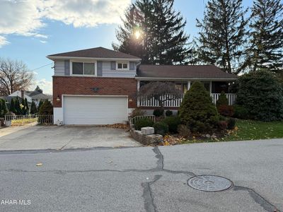 2 Orchard View Dr, Hollidaysburg, PA, 16648