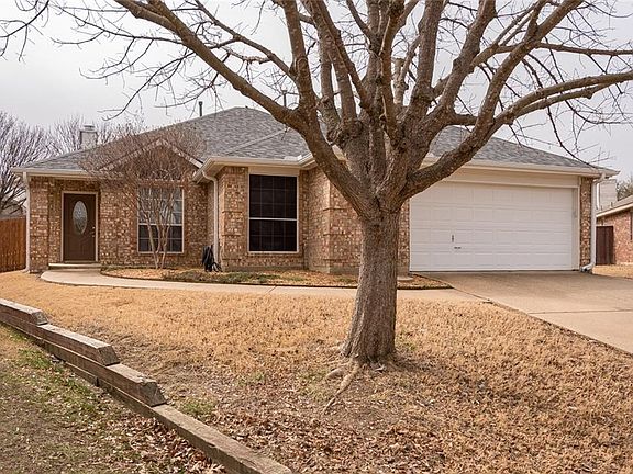 4th image of 5918 Vista Ln