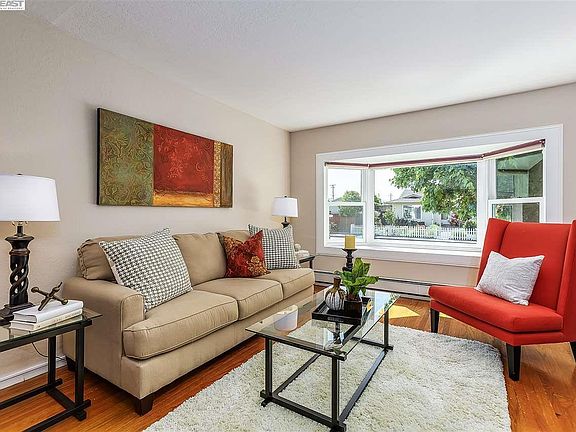 2nd image of 7113 Tamarack Dr