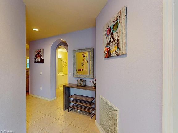 3rd image of 1305 Mariposa CIR #102