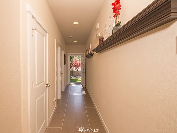 3rd image of 4503 Grand Avenue