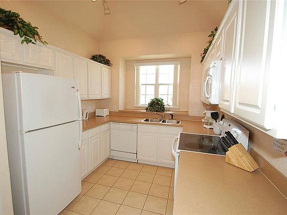 2nd image of 17631 Woodcrest Way