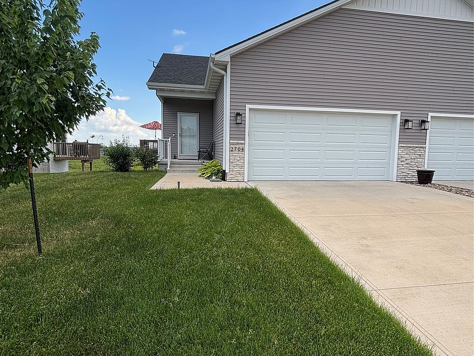 1st image of 2704 Yordi Dr