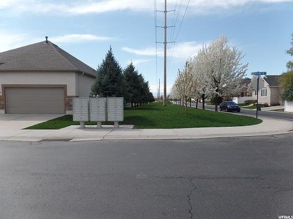 5th image of 1463 W Pinyon Pines Way