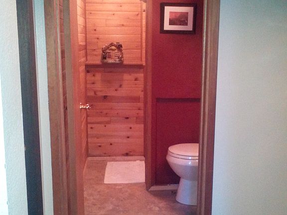 3rd image of 256 S Cottonwood Ct