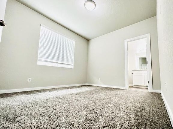 2nd image of 21415 Sir Walter Ln