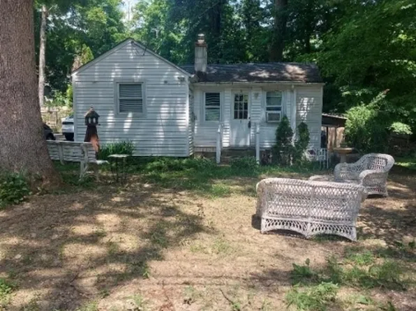 9 Pine St, Jefferson Twp., NJ 07849
