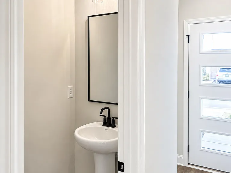 101 Asbury Dr NW #11 — Photo 10