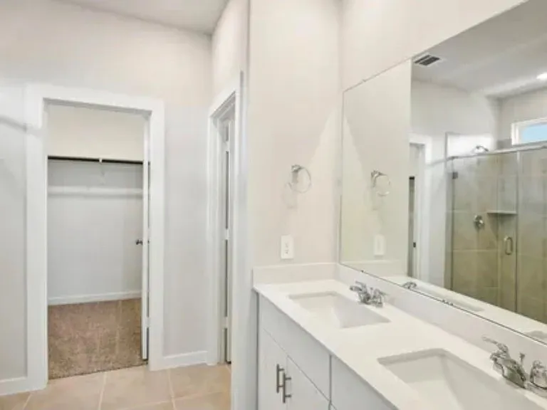 9450 Herons Preserve — Photo 25