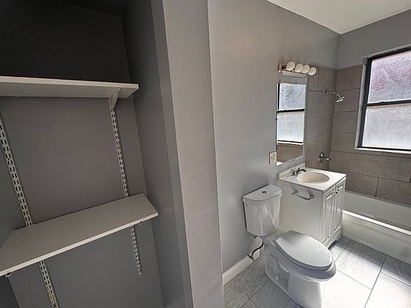 5th image of 7941 S Ingleside Ave #1S