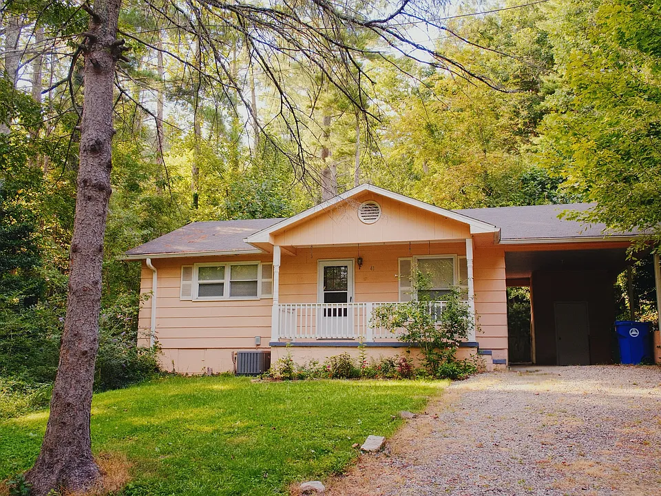 41 Haw Creek Cir