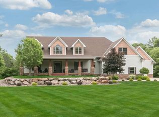 20861 Verdin St NW, Oak Grove, MN 55011