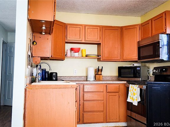 4th image of 1545 Spring Cove Rd