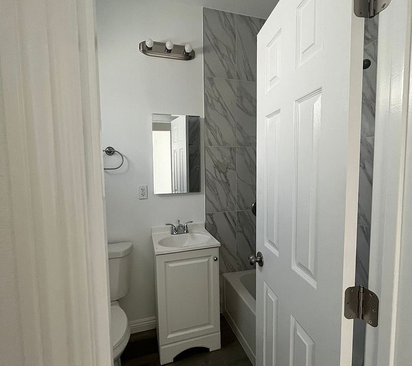 1st image of 626 E 5th St APT 9