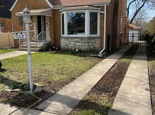 7008 N McAlpin Ave, Chicago, IL 60646