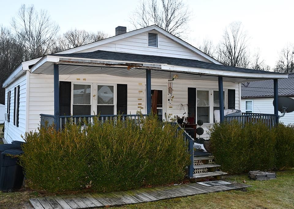 1st image of 126 Brown Bottom Ln