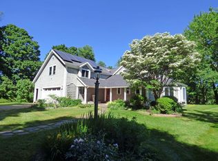 542 River Rd, Deerfield, MA 01342