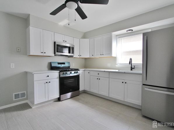 516-520 Hamilton Blvd