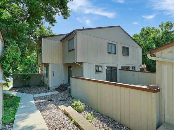 6334 Saint Johns Dr, Eden Prairie, MN 55346