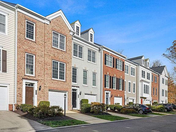 2nd image of 14661 Crossfield Way