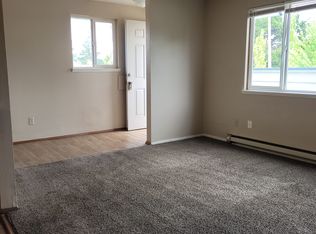 1045 S Jasper St APT D, Cornelius, OR 97113