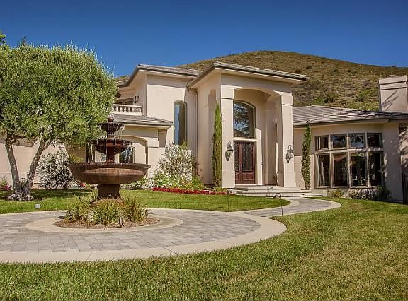 2nd image of 5064 Hunter Valley Ln