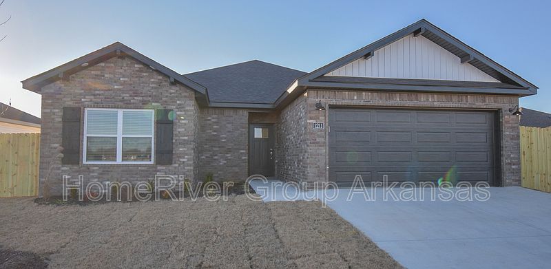 1st image of 1211 Denver Dr